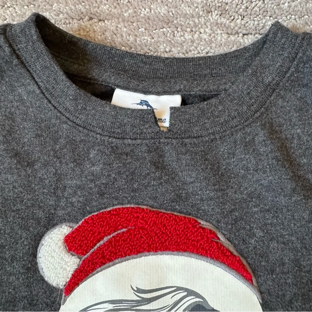 Tommy Bahama Kids Gray Cool Santa Graphic‎ Sweatshirt Size Small (5/6) FLAWED